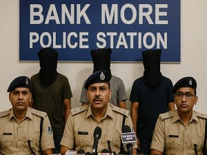 धनबाद के बाहरी अपराधियों का जमावड़ा - पुलिस की कार्रवाई की तस्वीर